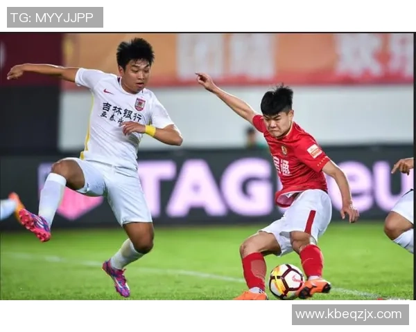 广州羽毛球队在城市联赛中以84分稳居榜首展现强劲实力