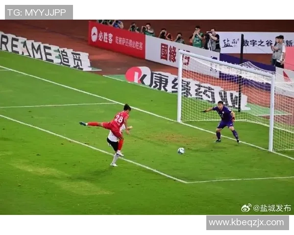 盐城足球明星男的成长之路与辉煌成就探秘 盐城足球明星男的成长之路与辉煌成就探秘